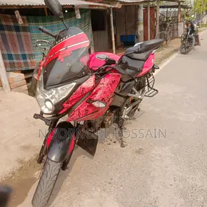 Bajaj Pulsar 150 2016