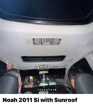 Toyota Noah Si 2011