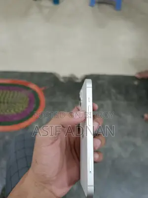 Apple iPhone 13 (Used)