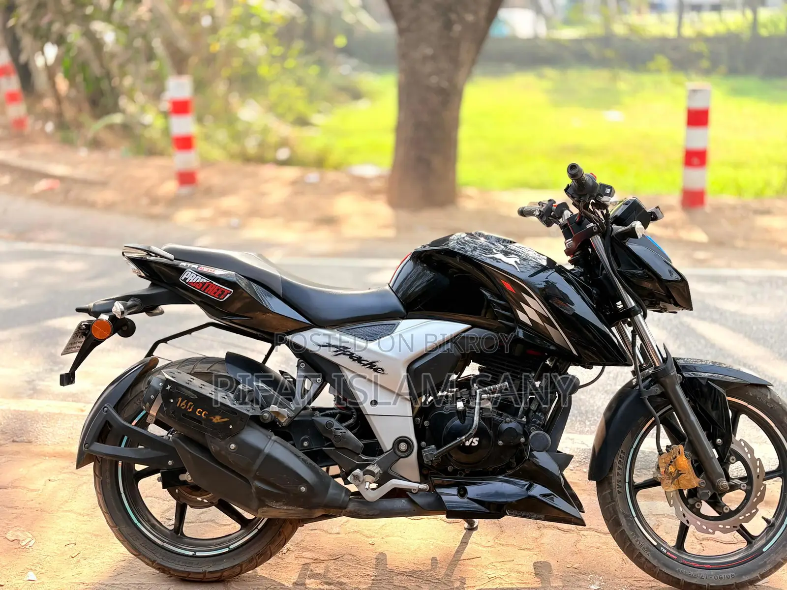 TVS Apache 160 4V 2024 Black