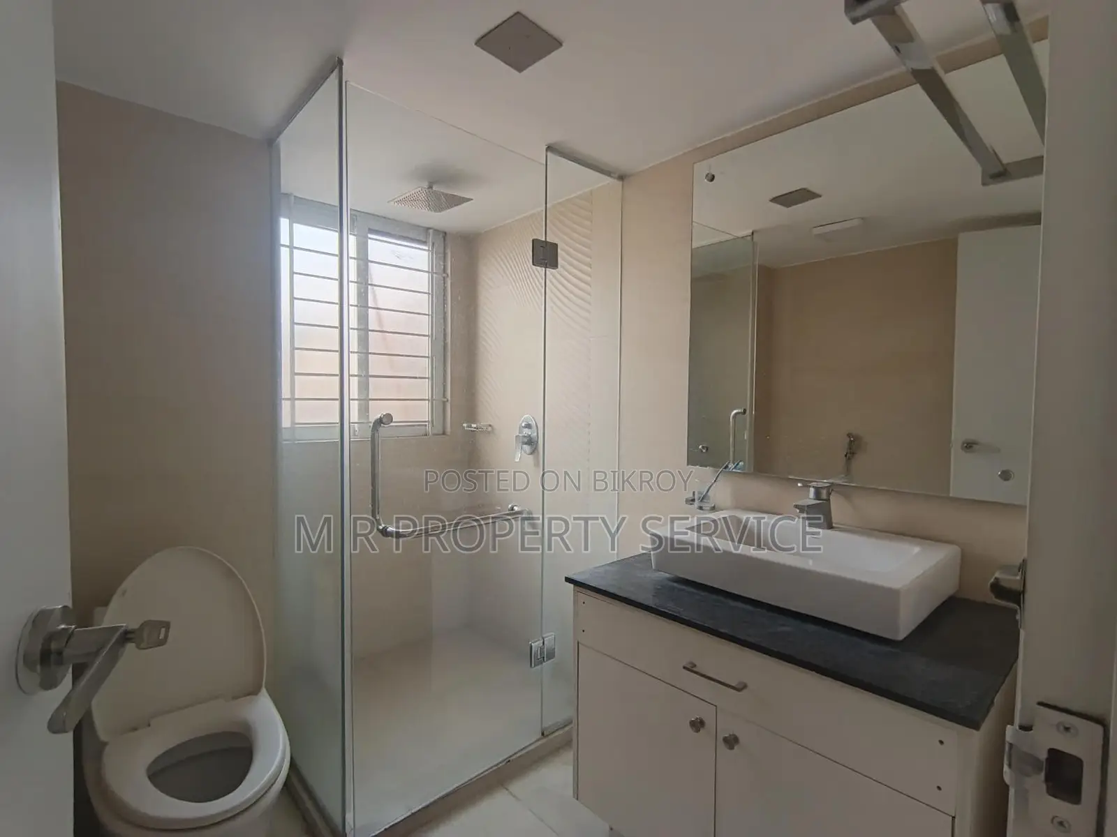 Banani Exclusive Fully Furnished Apartment Rent