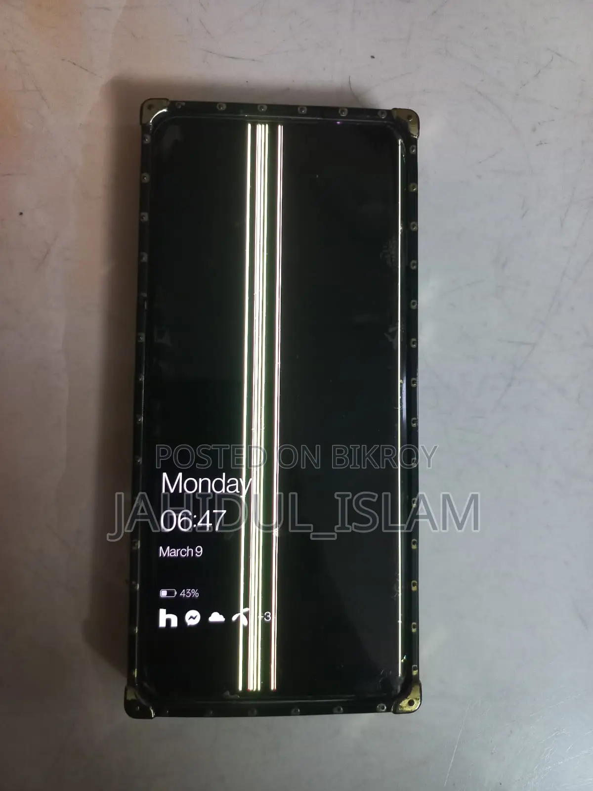 OnePlus 8 Pro (Used)