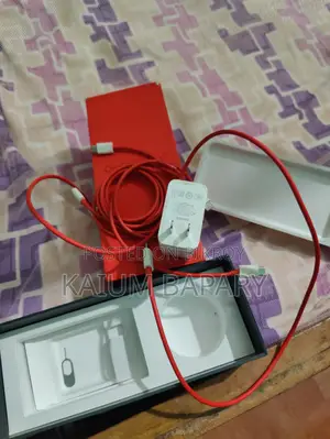 Oneplus 9 চার্জার ব্যবহৃত