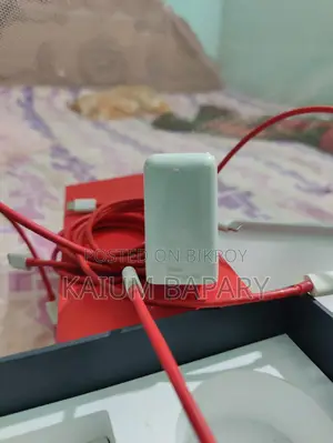 Oneplus 9 চার্জার ব্যবহৃত