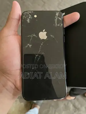 Apple iPhone 8 . (Used)