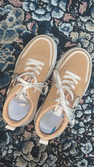 Brand New Unisex Sneakers Imported from China
