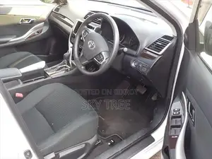 Toyota Premio F-L Pack.. 2020