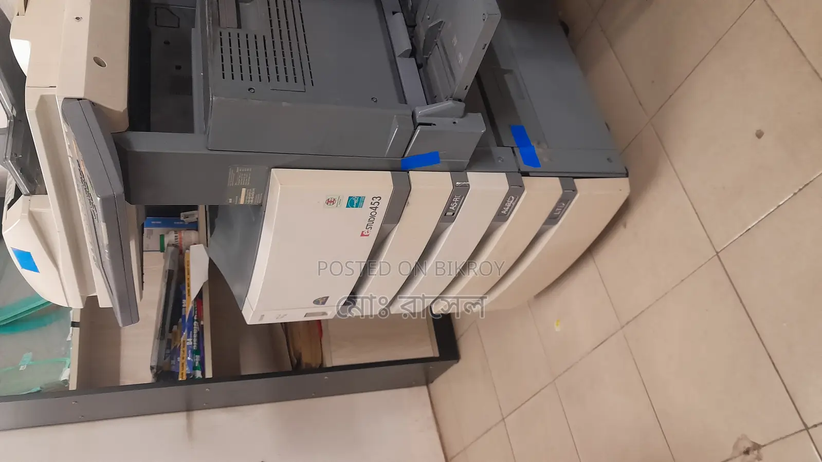 দোকান ছেড়ে দিয়েছি তাই বিক্রি করে ফেলব