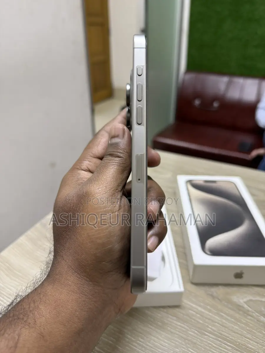 Apple iPhone 15 pro max 256GB (Singapore) (Used)