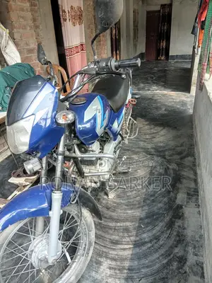 Bajaj CT 100 - 2016