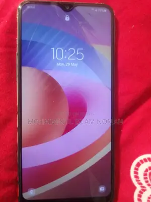 Samsung Galaxy A20s . (Used)