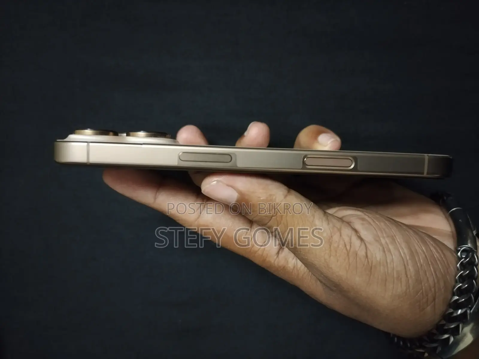 Apple iPhone 16 Pro (ব্যবহৃত)