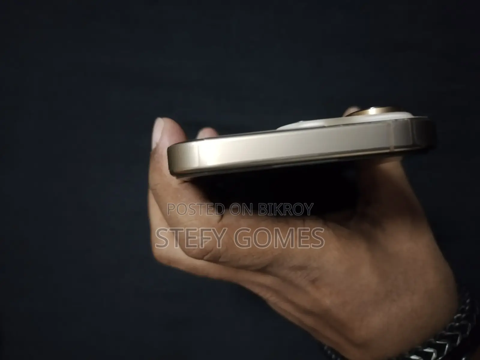 Apple iPhone 16 Pro (ব্যবহৃত)