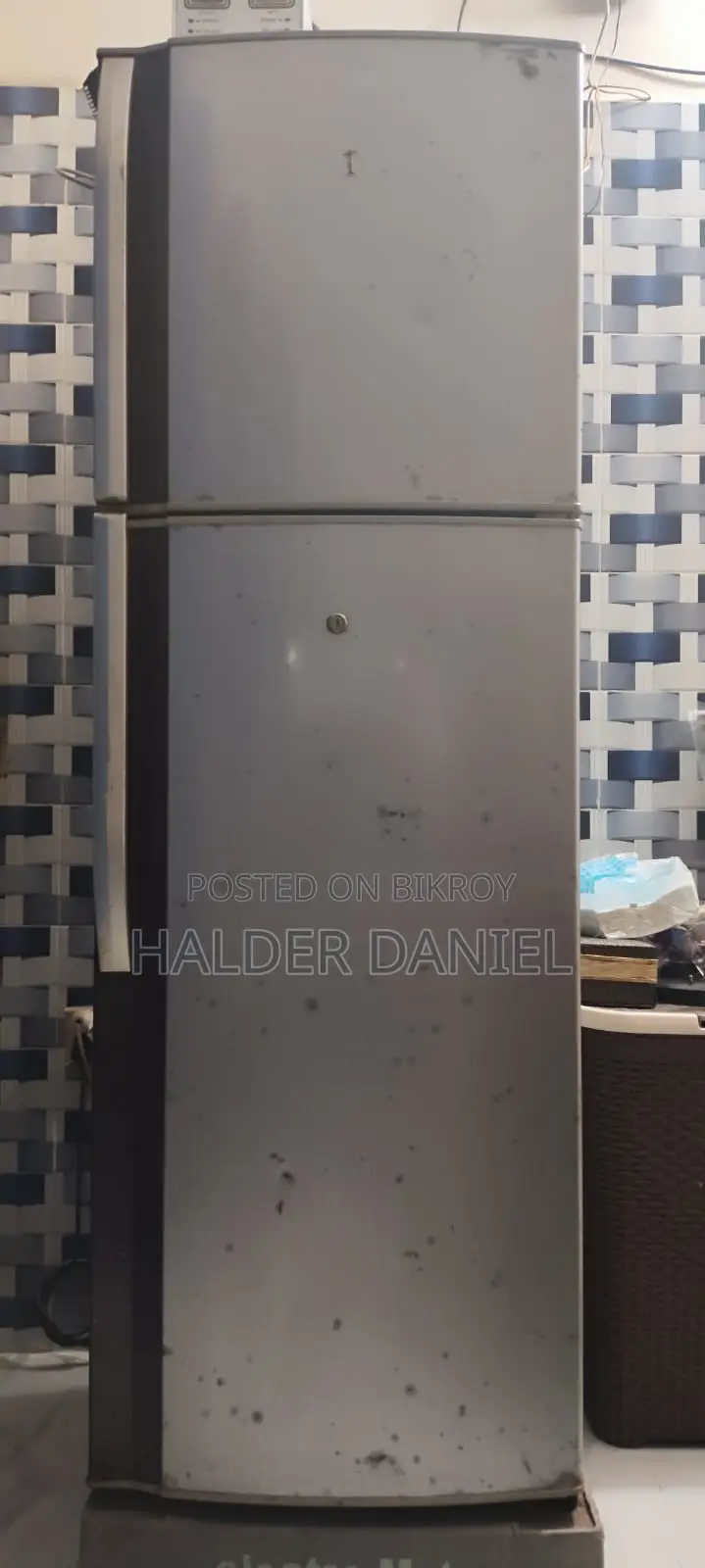 SHARP REFRIGERATOR