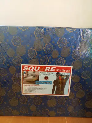 Mattress 5/7 feet. Looks like new.