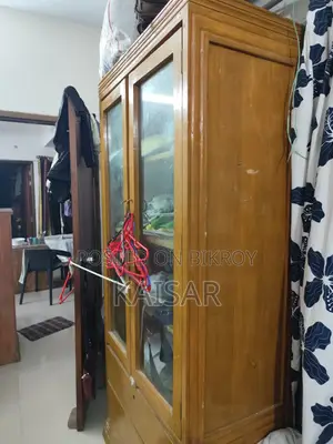 Showcase + Cloth Drawer