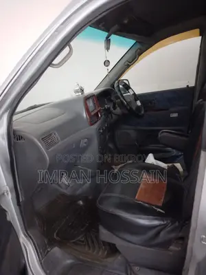 Toyota TownAce Noah 2000