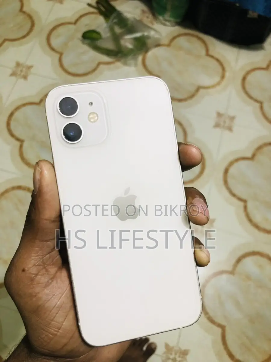 Apple iPhone 12 (Used)