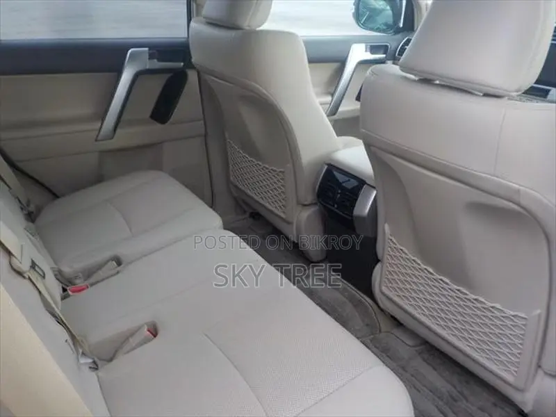 Toyota Land Cruiser Tx-L Matt. Black. 2023