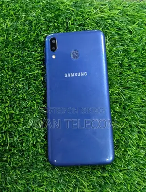 Samsung Galaxy M20 3/32 with Warranty (Used)