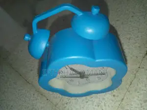 Small clock color blue