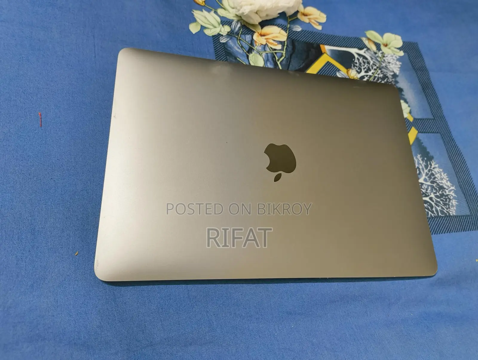 Macbook Air 2020 (intel) Sell