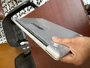 Dell Inspiron 3593