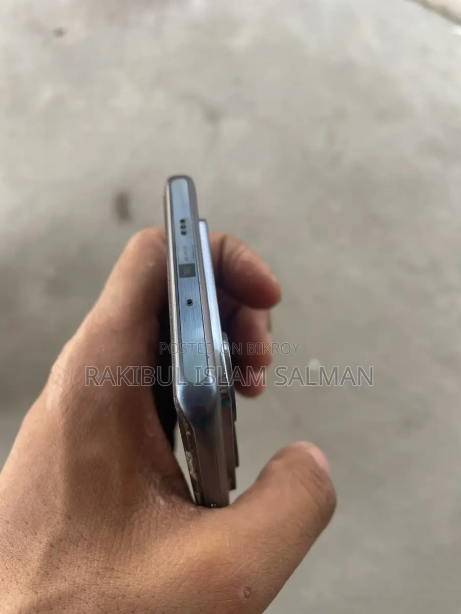 Infinix . (Used)