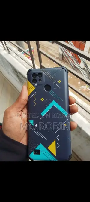 Realme C21 . (Used)