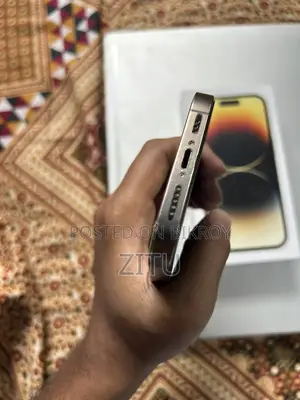 Apple iPhone 14 Pro (Used)