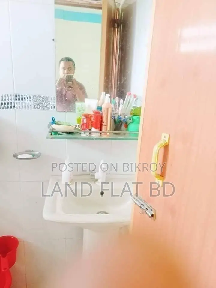 South-Facing 1300 SFT Flat with Decoration and Loan Facilities