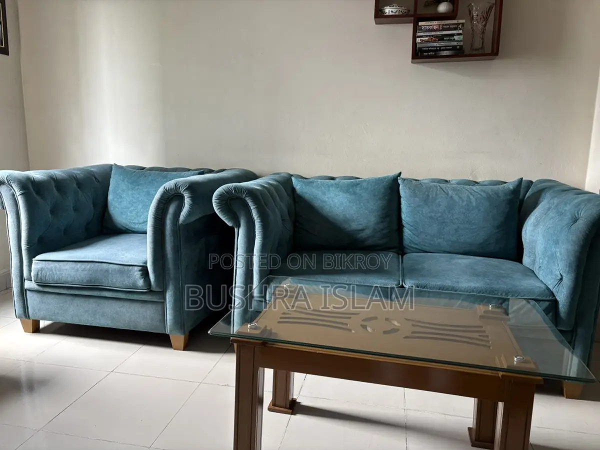 Beautiful Sofa Set 2+2+1 With Center Table. Made Of Mehgony Wood.