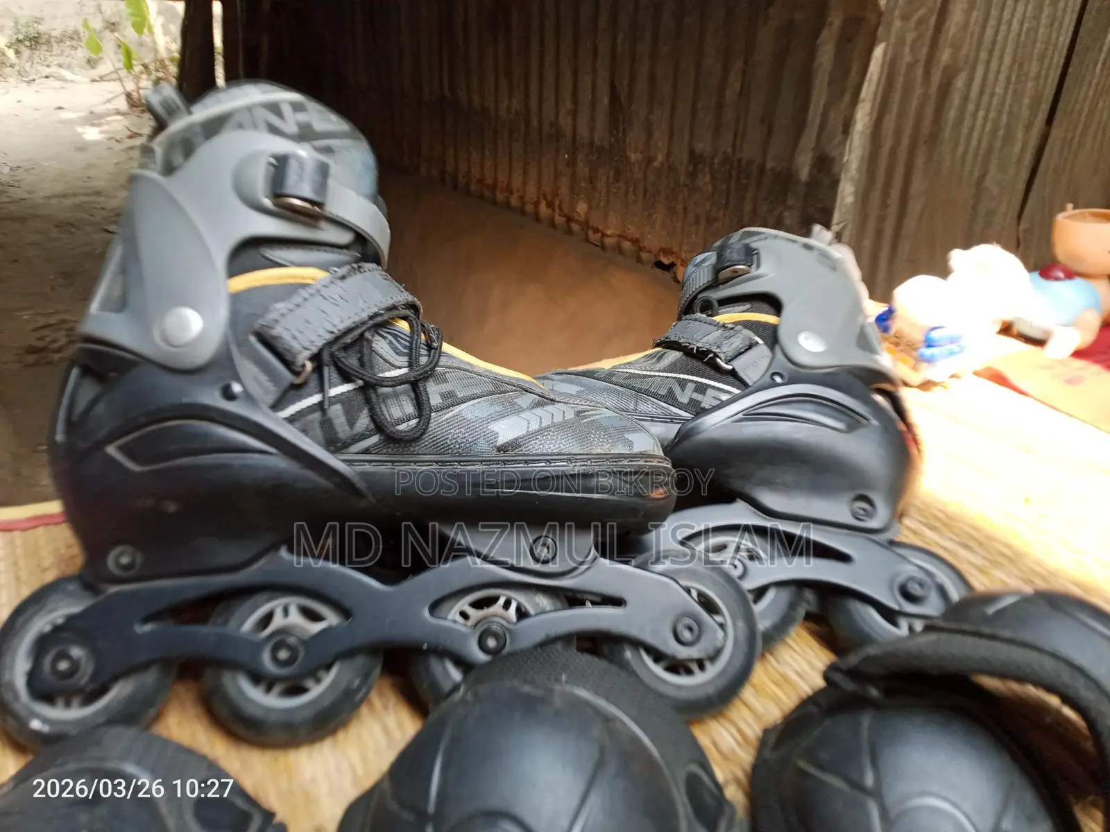 Skating Shoes