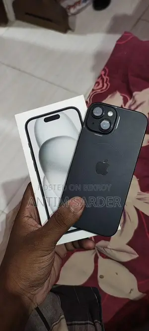 Apple iPhone 15 (Used)