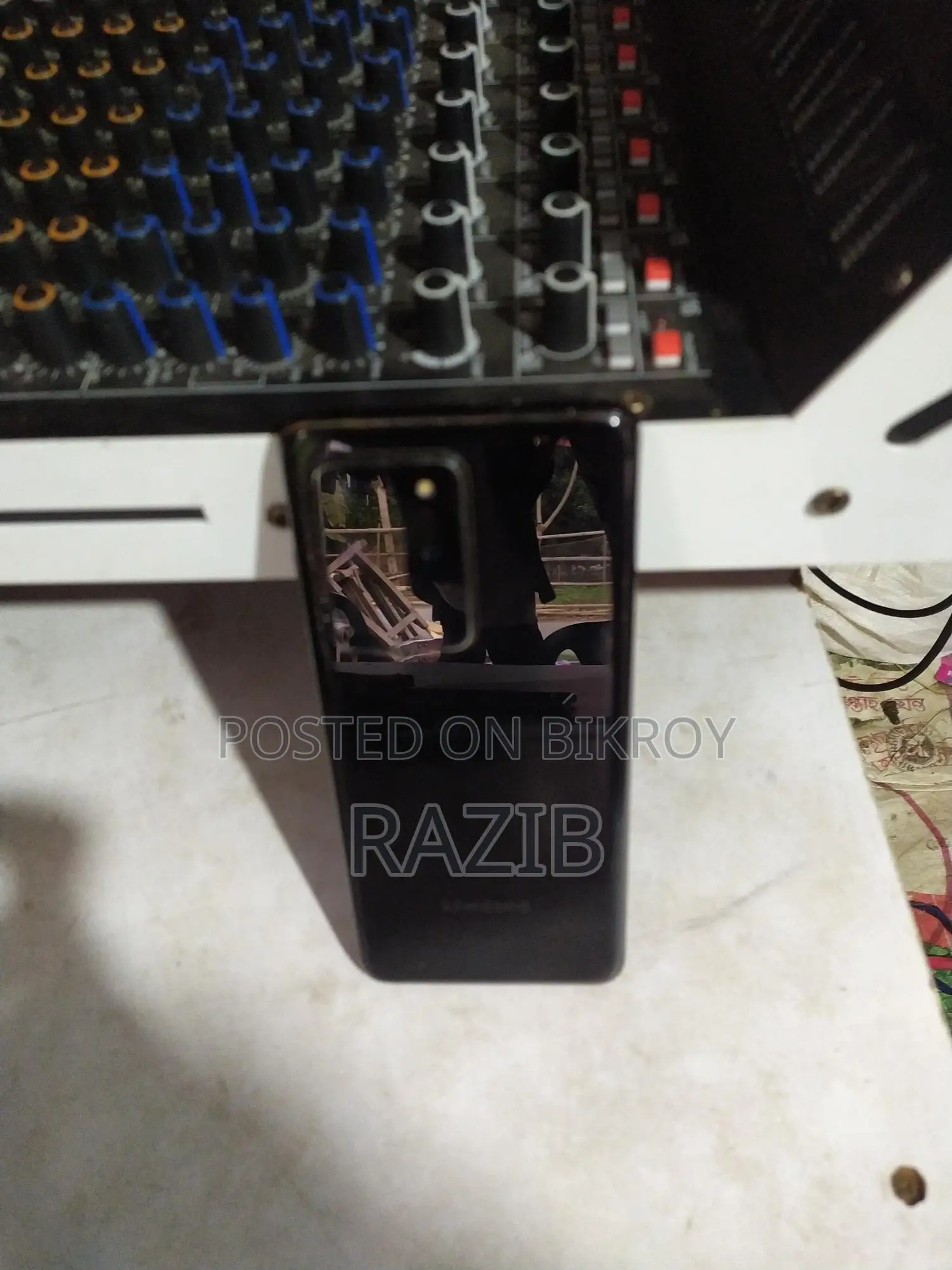 Samsung Galaxy S20 Ultra (Used)