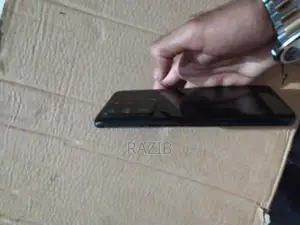Samsung Galaxy S20 Ultra (Used)