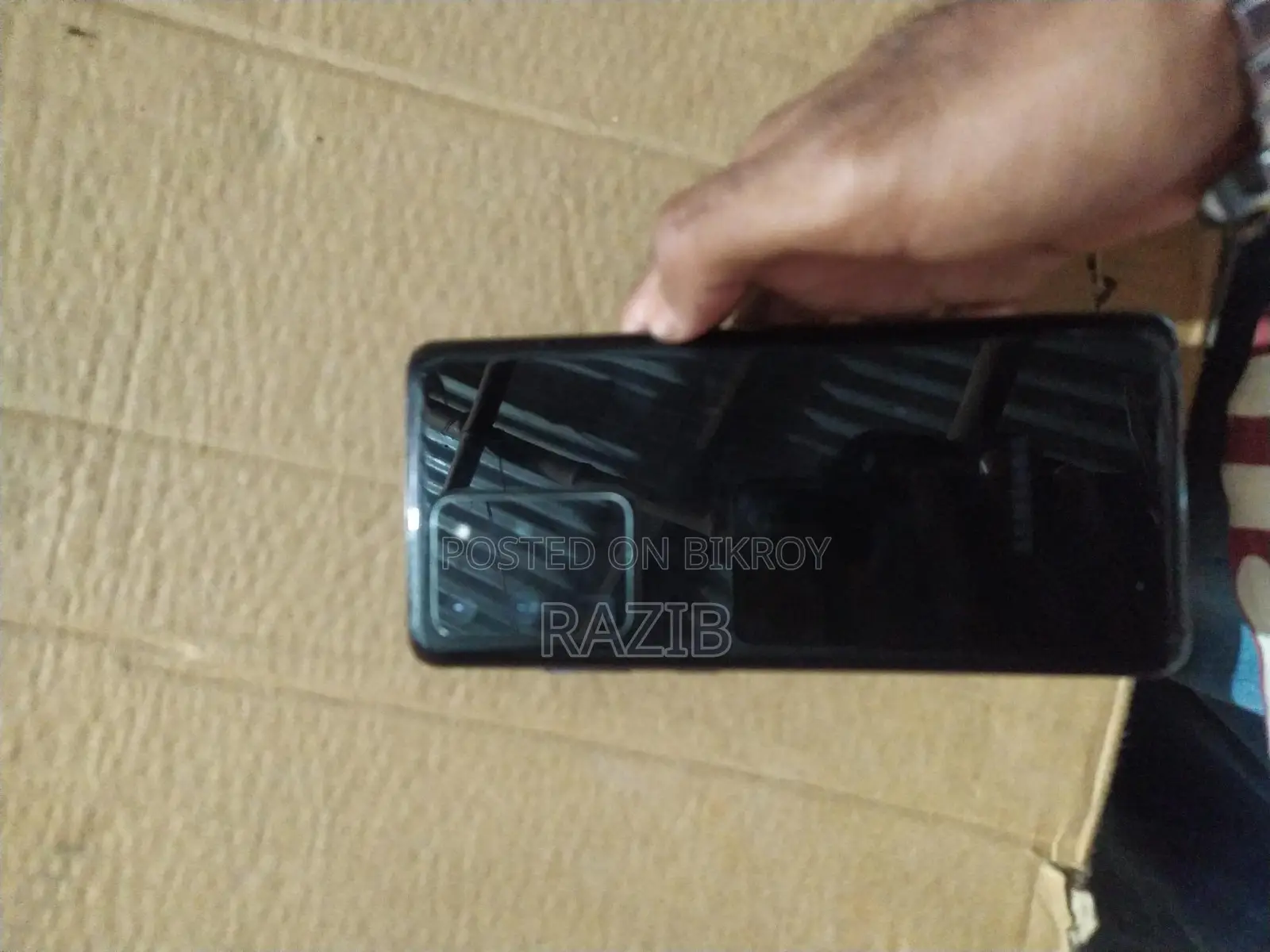 Samsung Galaxy S20 Ultra (Used)