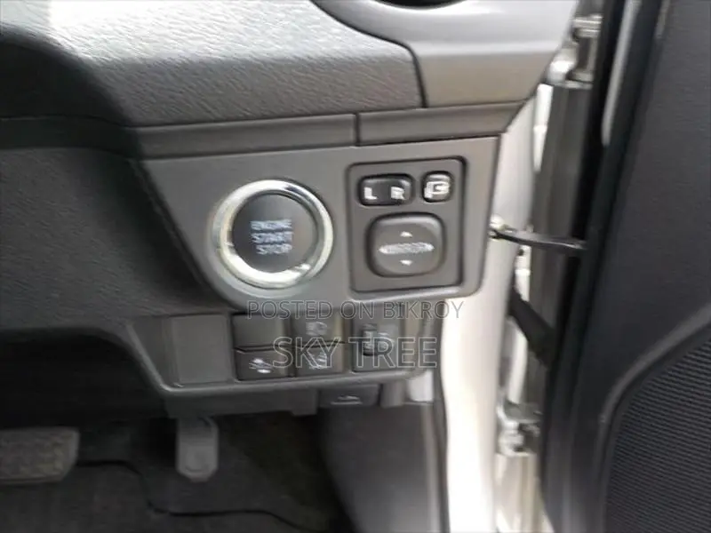 Toyota Fielder Ex Pack.. 2020