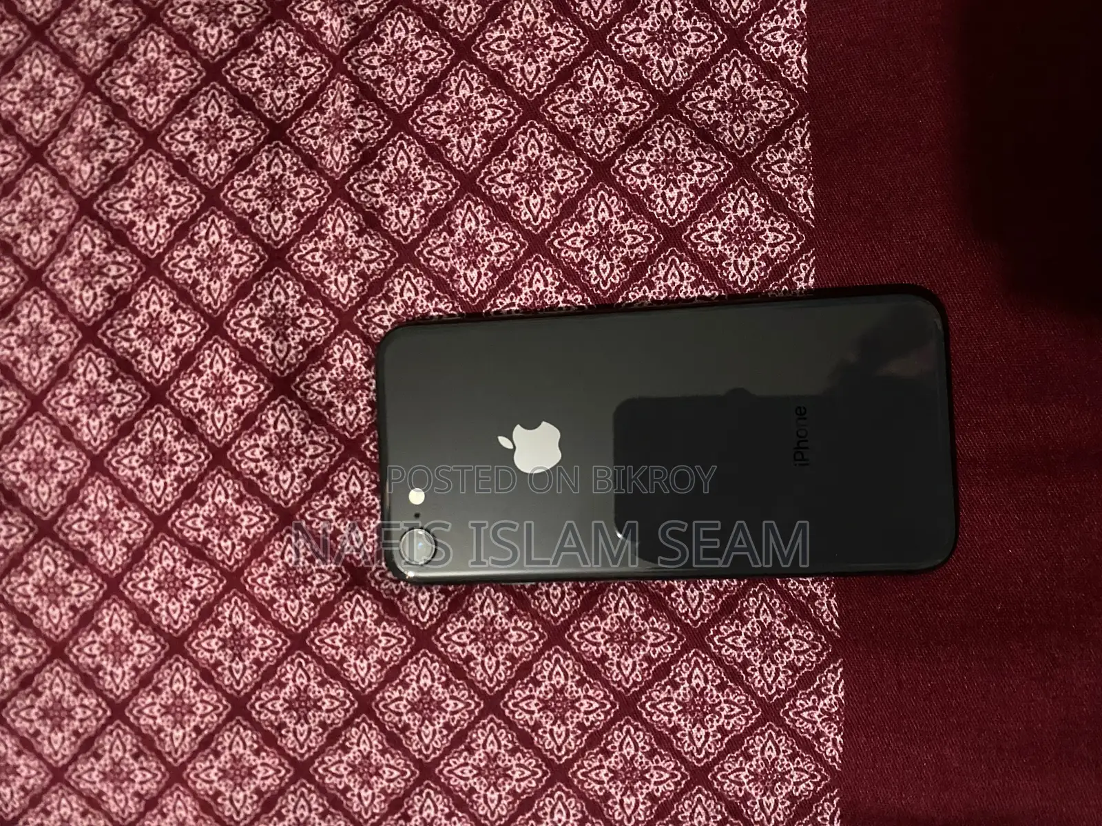 Apple iPhone 8 (Used)