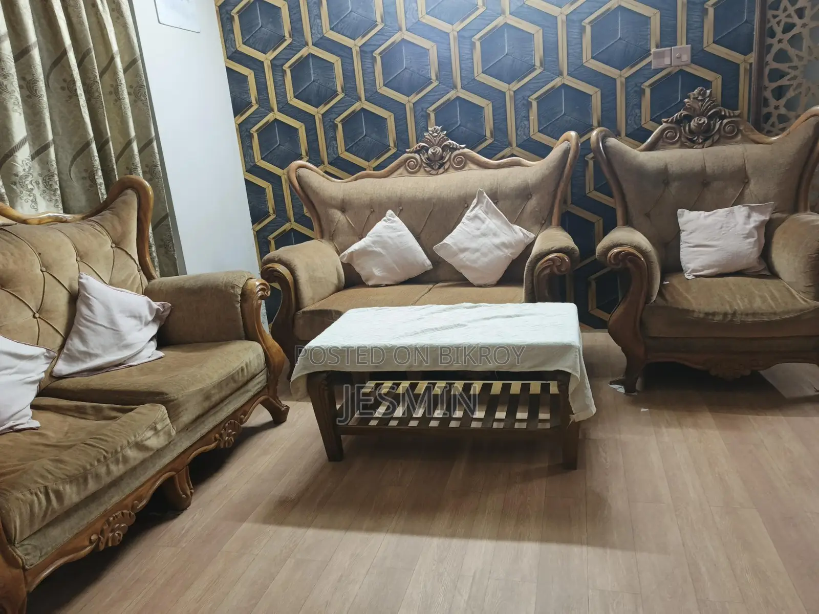 Royal Sofa