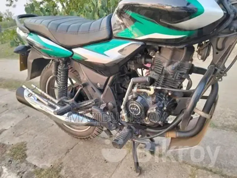 Bajaj Discover 125 2022