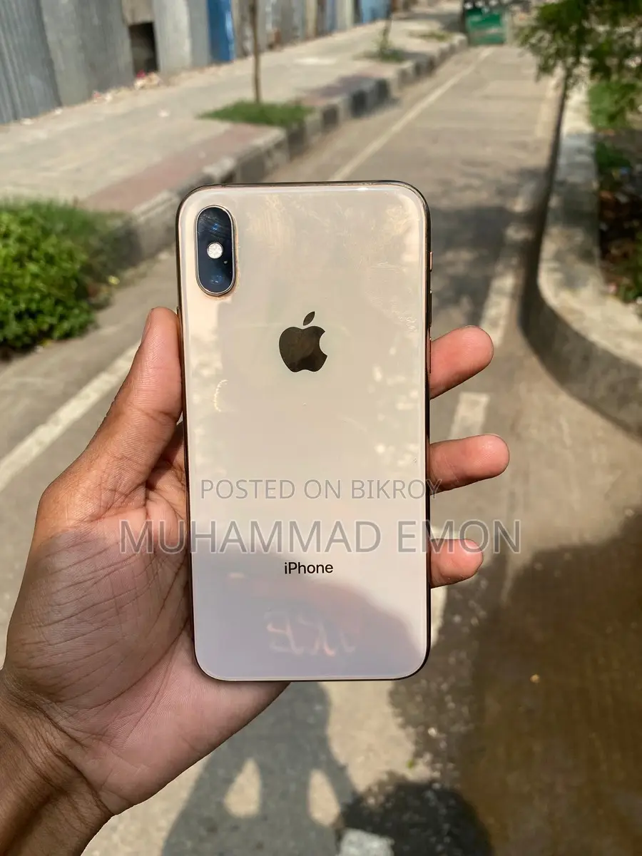 Apple iPhone XS (Used)