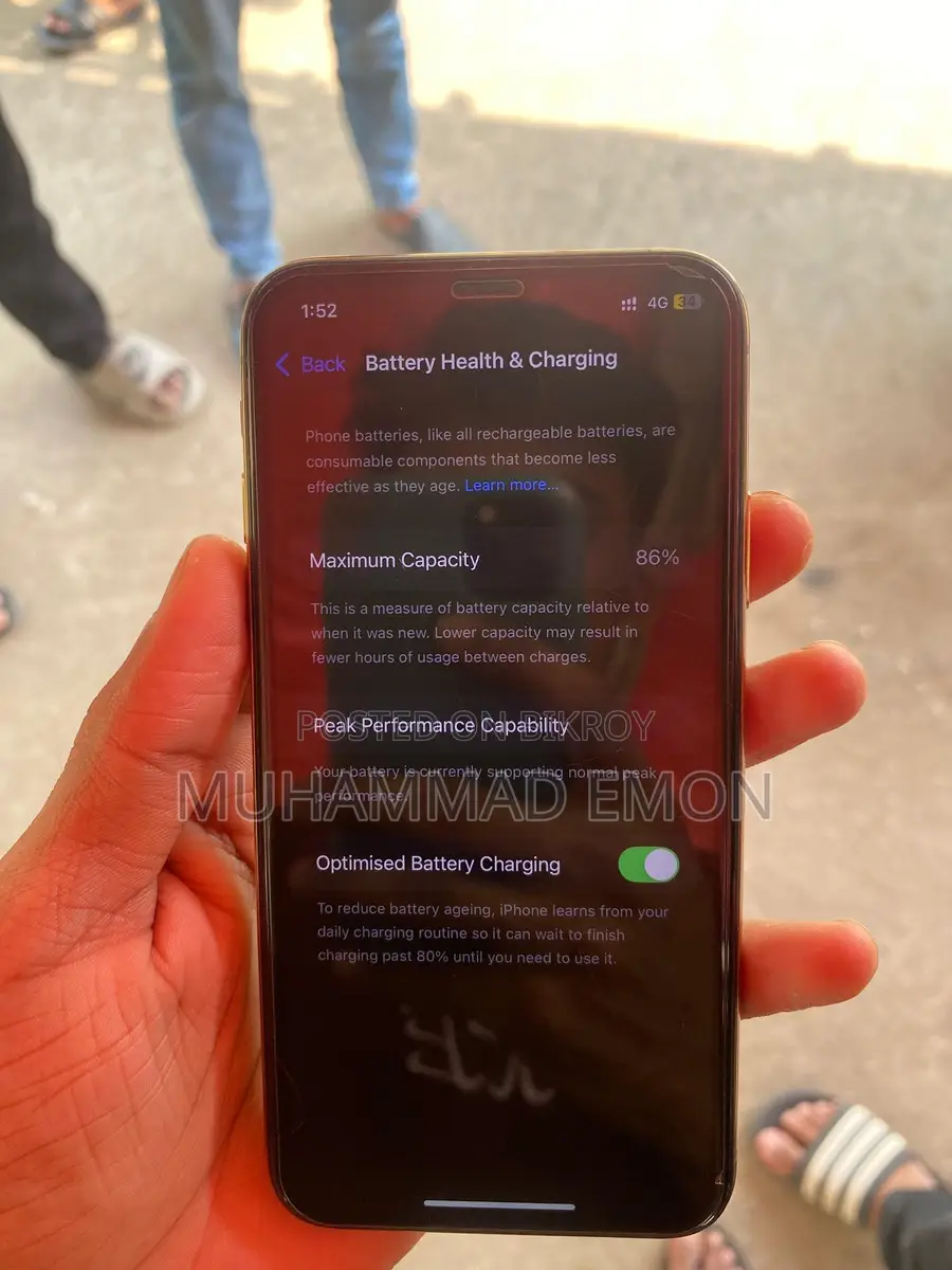 Apple iPhone XS (Used)