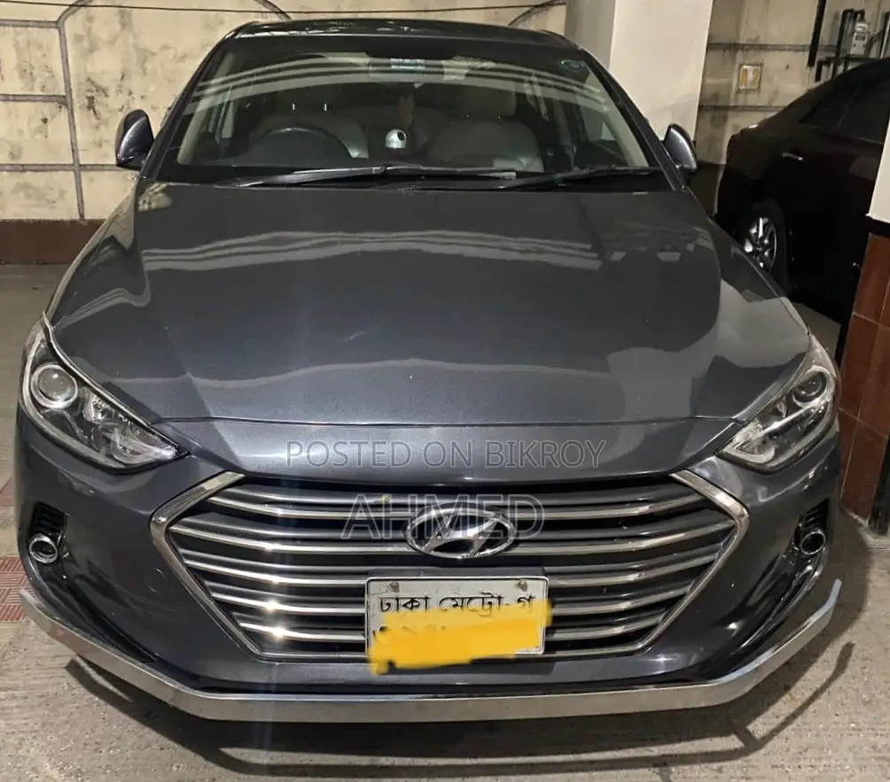 Hyundai Elantra fully loaded 2017
