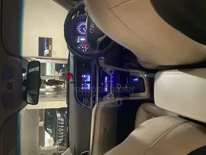 Hyundai Elantra fully loaded 2017
