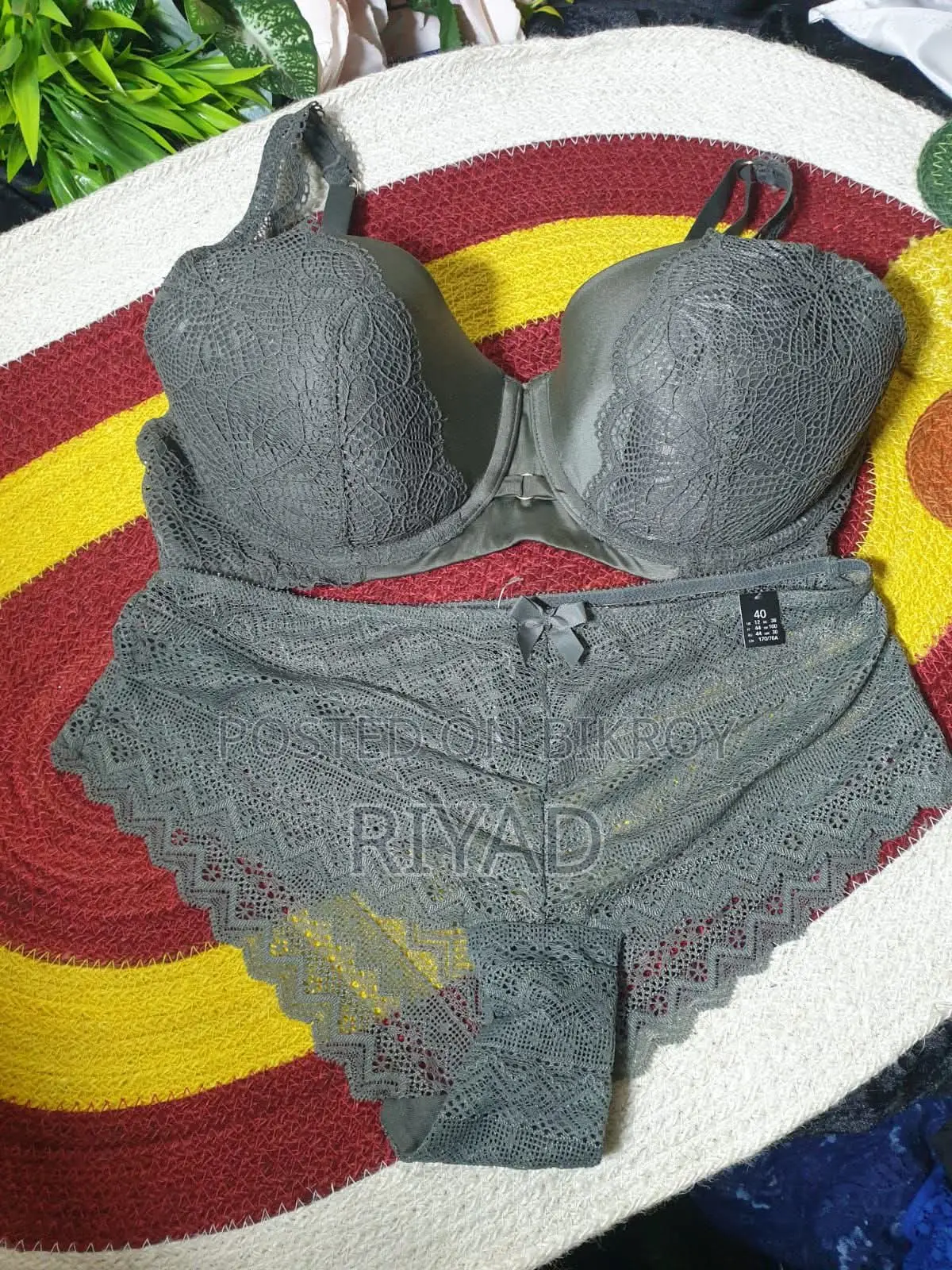 Ladies Demandable Bra