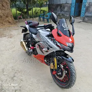 Suzuki Gixxer SF . 2024