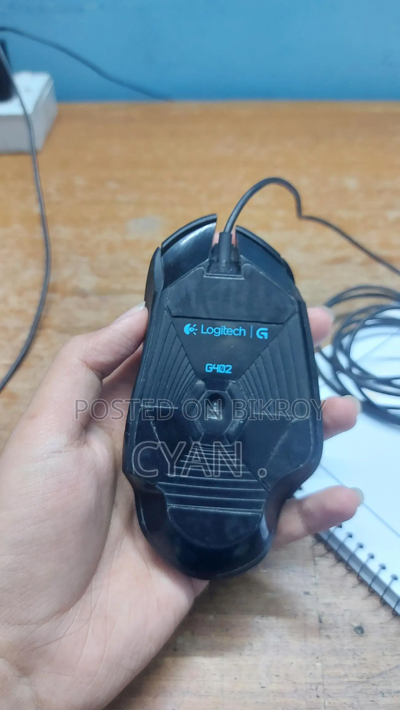 Logitech G402