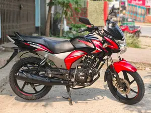 TVS Stryker . 2023