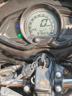 TVS Stryker . 2023